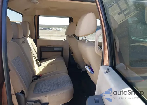 2011 Ford F-250 Xlt z USA, uszkodzony, nr VIN 1FT7W2BT7BEC35274